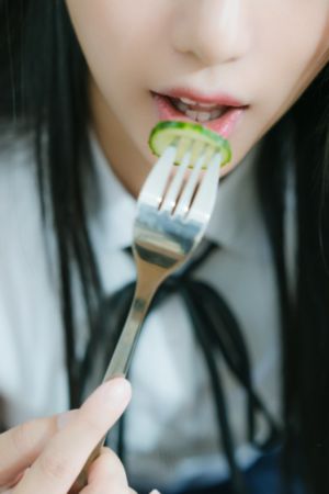 韩国伦理电影朋友的姐姐_超清HD在线观看