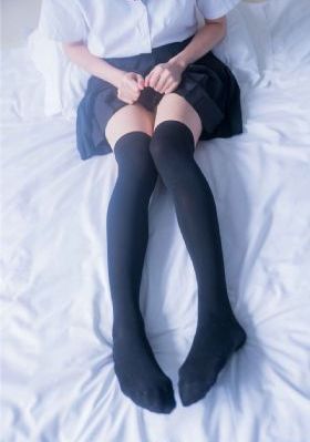 纯洁的轮舞曲全集_4K免费播放
