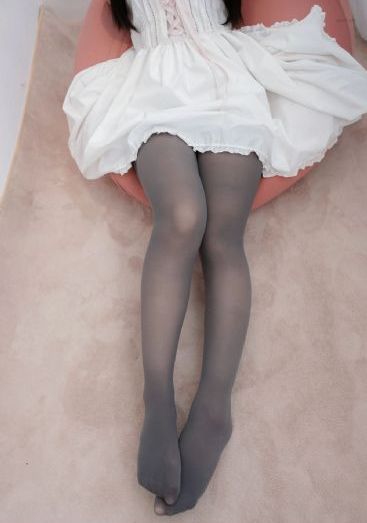 醉酒的女大学生_1080免费观看