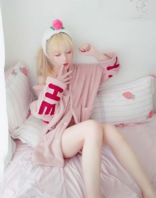 韩国毛片网_JVID性感写真