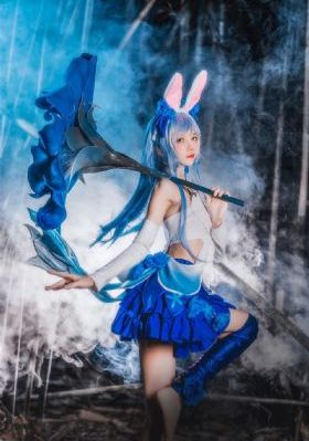 女搜查官紧身皮衣调教_欧美成人在线