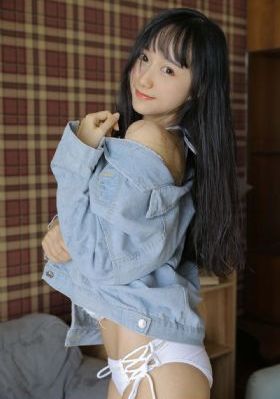 年轻小姨子在线观看_4K超清在线观看