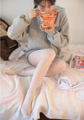 《漂亮的女邻居》hd_4K电影在线观看